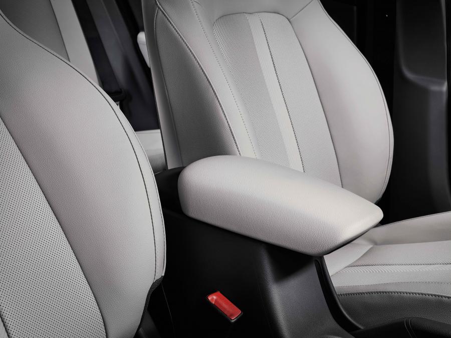 Интерьер Hyundai HB20S 2019 года  (фото 10 из 24)